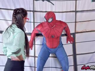 Puma honung sofie marie suger spider man’s enormt | xhamster