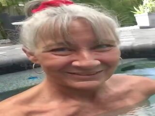 Pervertido abuelita leilani en la piscina, gratis sucio vídeo 69 | xhamster