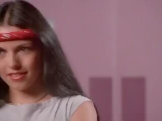 Telo holky 1983: zadarmo pani telo špinavé film vid dc