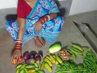 Indisk vegetables selling sweetheart har hård offentlig smutsiga klämma med | xhamster