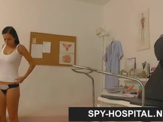 Spy cam hospital gyno medical practitioner checking pussy